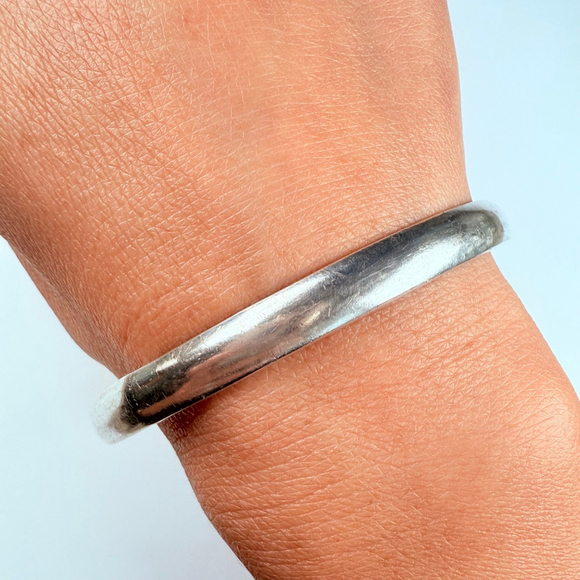 Artisan Brutalist Handmade Heavy Solid Sterling Silver 925 Bangle VTG Bracelet - Picture 7 of 8